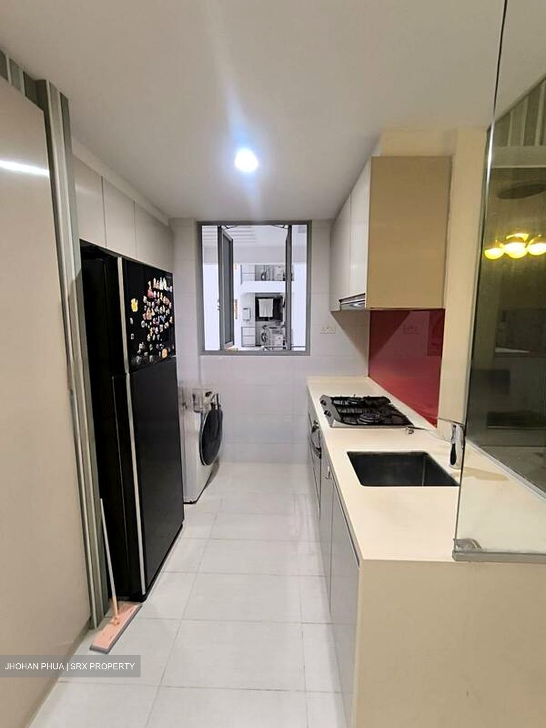 Prive (D19), Condominium #581115551